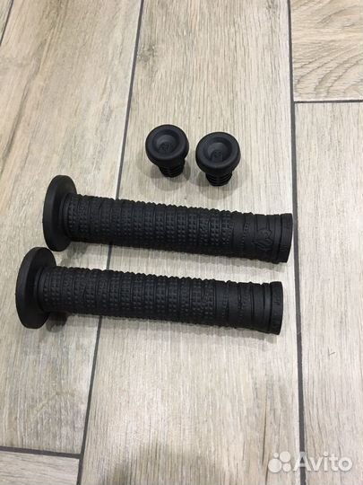 Грипсы ручки руля Eclat burns