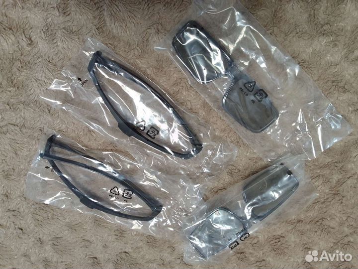 Пара 3D очков новых в слюде Sony