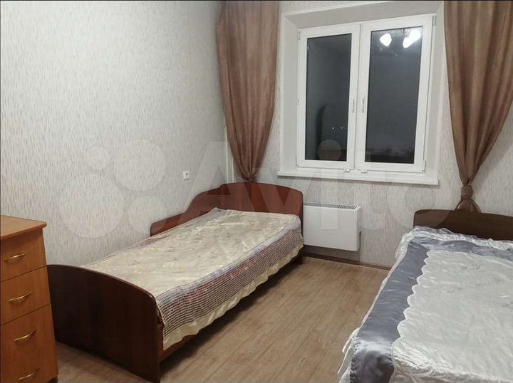 2-к. квартира, 60 м², 4/10 эт.