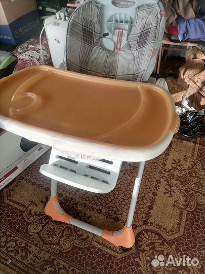 Стульчик для кормления