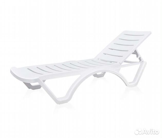 Шезлонг лежак пластиковый
