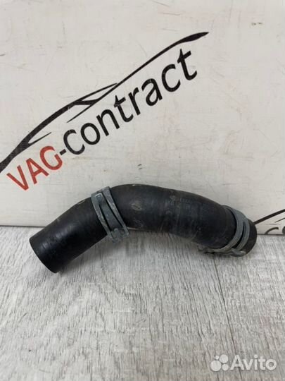 Патрубок системы охлаждения Audi A6 C6 3.0 TDI
