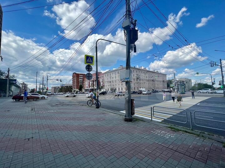 Сдам торговое помещение, 82.1 м²