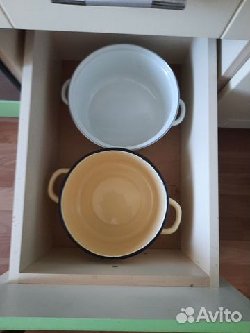 Кастрюля новая 4-5литра