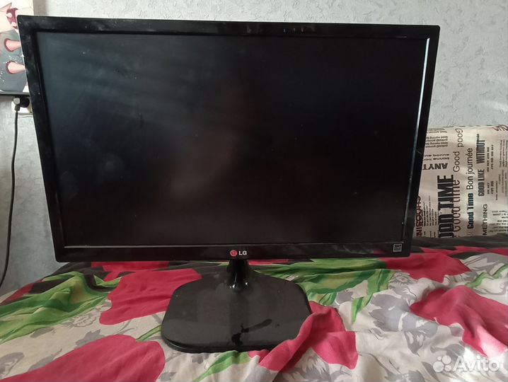 Монитор LG примерно 23