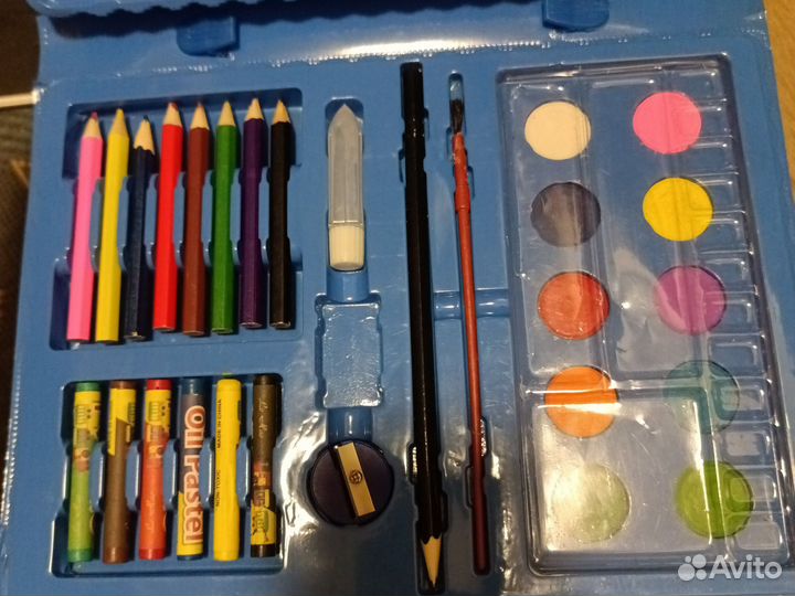 Набор юного художника