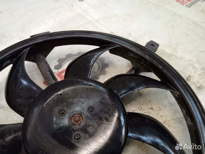 Диффузор радиатора Mini Countryman R60-ZA32