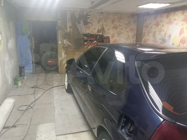 Машиноместо, 30 м²