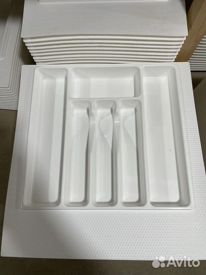 Лоток для столовых приборов