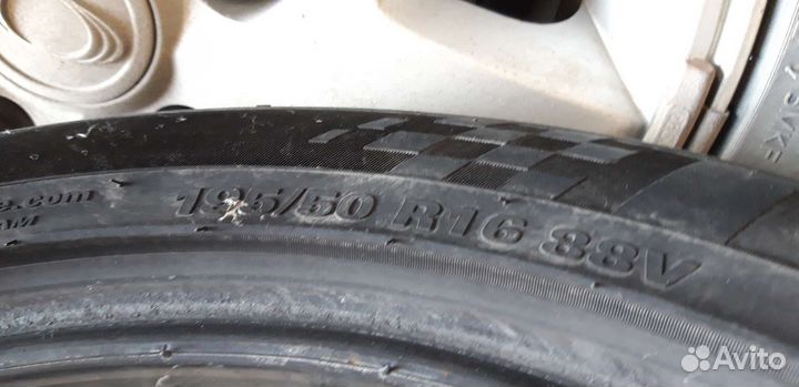 Kumho Ecsta PS31 195/50 R16 88V