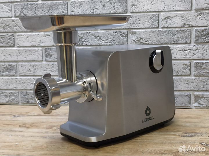 Мясорубка Ligrell LMG-3022s