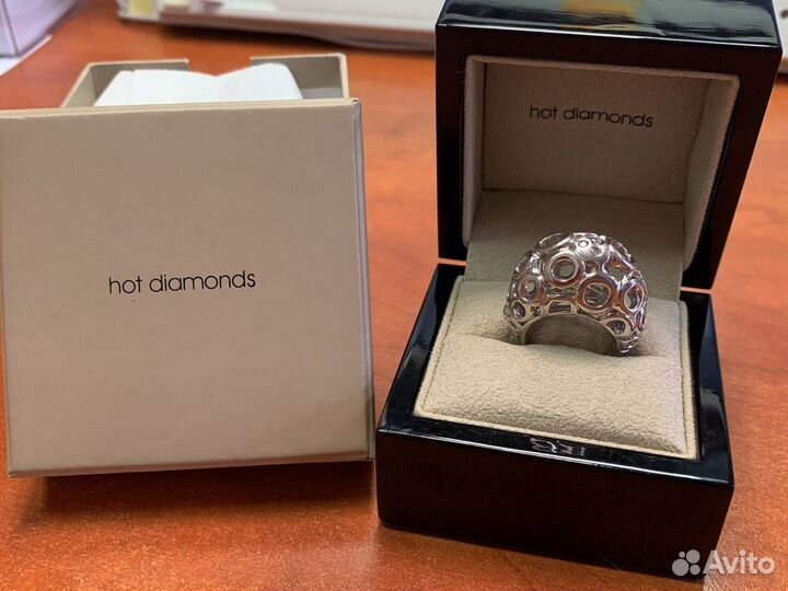 Серебряное кольцо с 3 бриллиантами