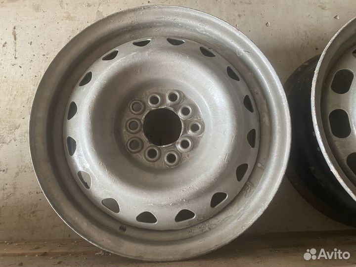 Штампованные диски r15