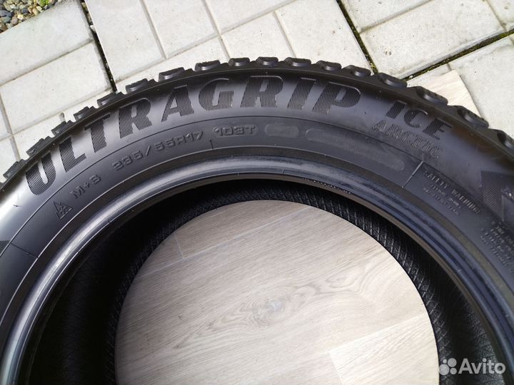 Goodyear Ultragrip Ice Arctic 235/55 R17 103T