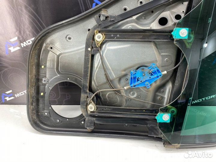 Стеклоподъемник задний правый Volkswagen Touareg