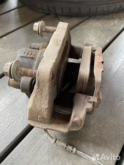 Суппорта передние bmw f30