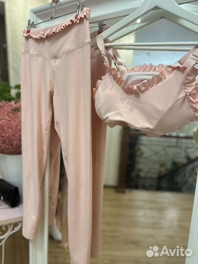 Комлект топ и лосины