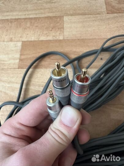 Кабель Mini Jack 3.5 мм - 2xRCA luxmann