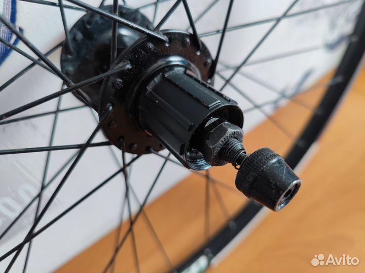 Колесо для велосипеда Bontrager AT-550 26