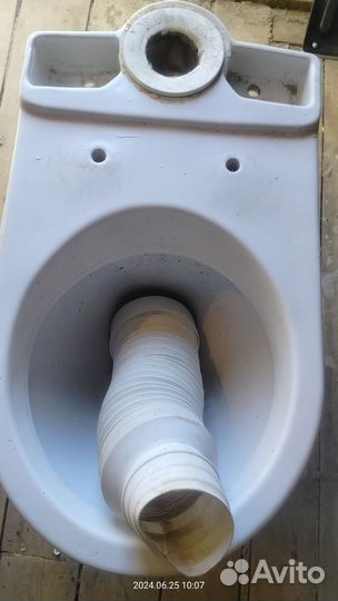 Унитазы и бачки бу