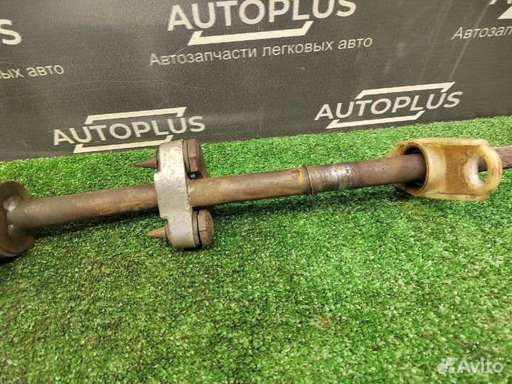 Рулевая колонка Audi 80 седан 1.8 RU 1988