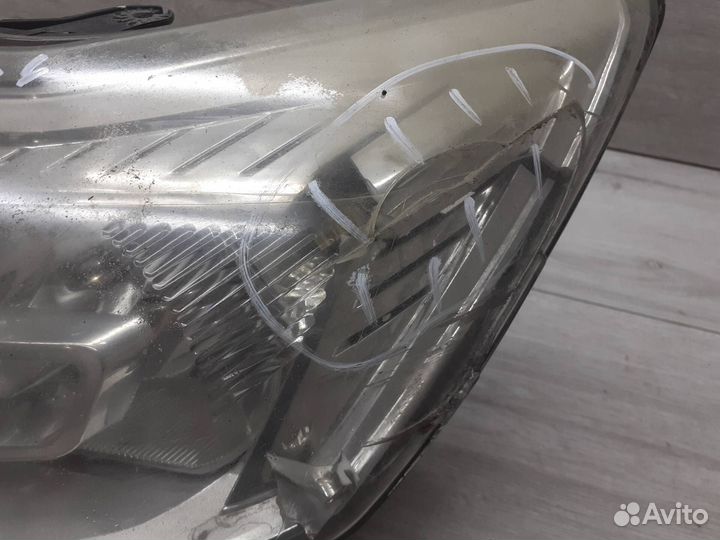 Фара левая Ford Focus 2