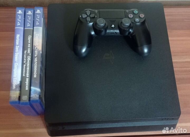 Sony PS4 slim