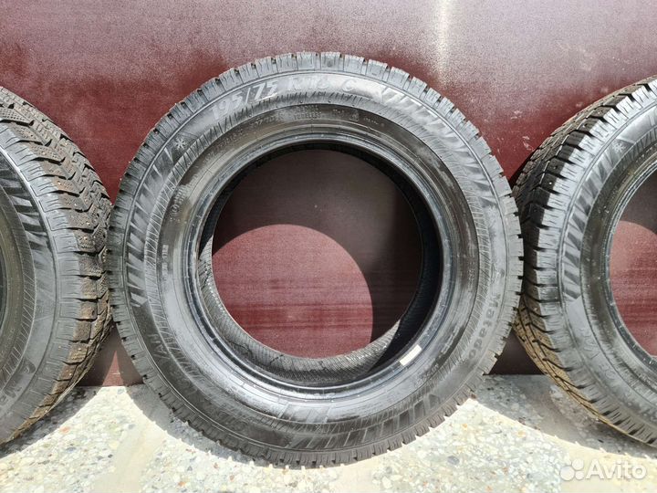 Комплек зимних колес Matador SibirIceVan195/75/16C