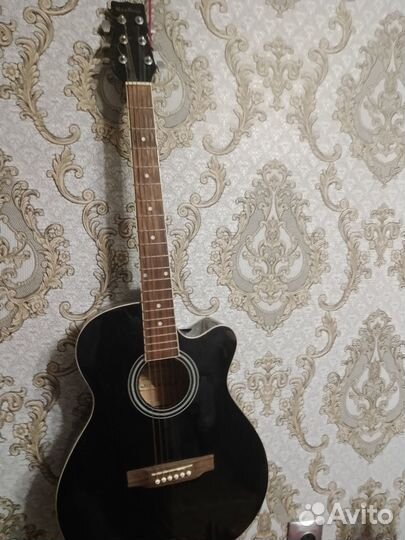 Акустическая гитара martinez
