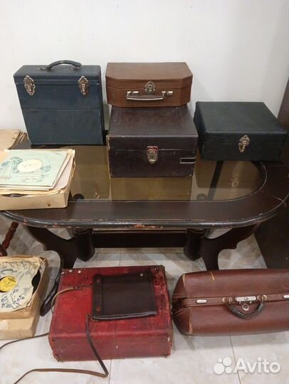 Патефон/Пластинки/Иглы/Ящики дляхранения пластинок