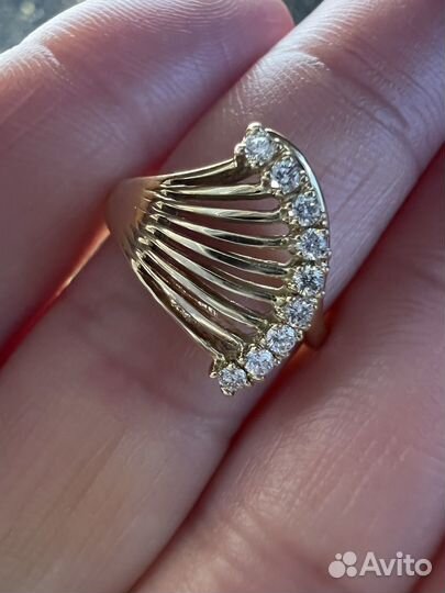 Золотое кольцо с брил 0,135 кт