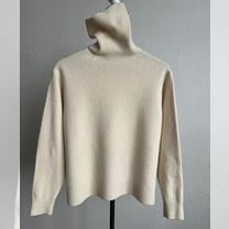 Свитер из шерсти мериноса Uniqlo