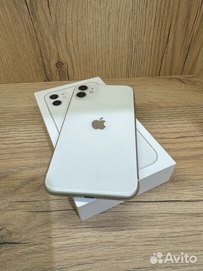 iPhone 11, 64 ГБ