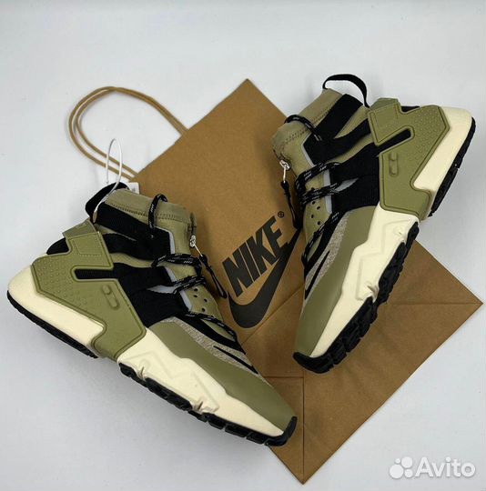 Кроссовки Nike Air Huarache Gripp Premium