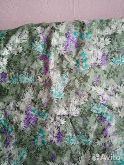 Отрез ткани (шёлк)