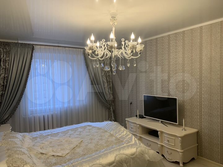 5-к. квартира, 130 м², 6/10 эт.