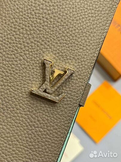 Кошелек женский Louis Vuitton Vertical