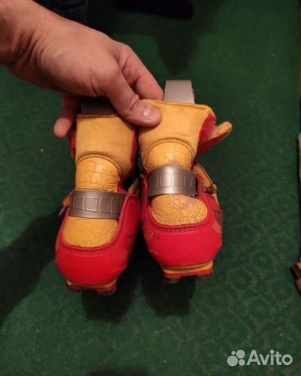 Ботинки для лыж