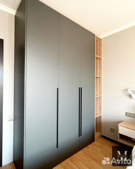 Шкаф распашной с фрезеровкой