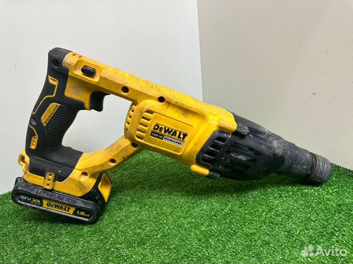 Аккумуляторный перфоратор dewalt DCH133 (т18969)