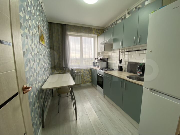 2-к. квартира, 43 м², 8/9 эт.