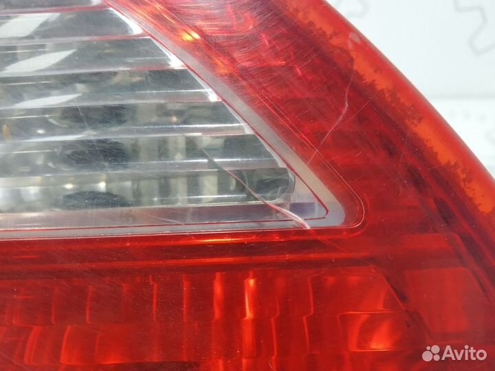 Фонарь крышки багажника левый Ford Galaxy 1.9 TDI