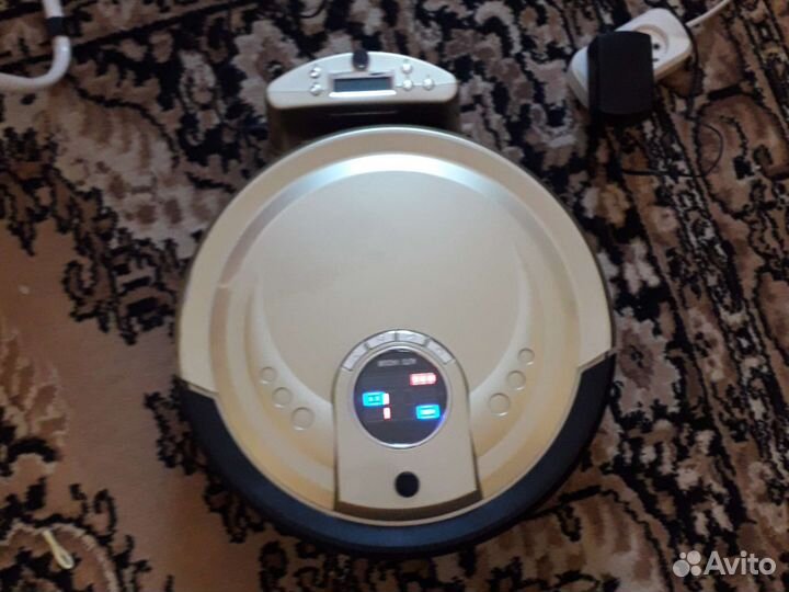 Робот пылесос