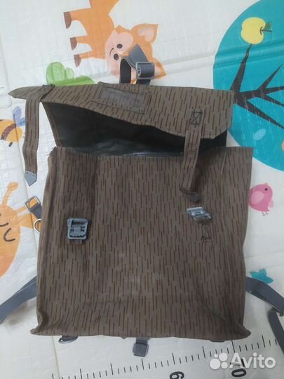 Шкатулка. Рюкзак гдр. Подсумок. Противогазы