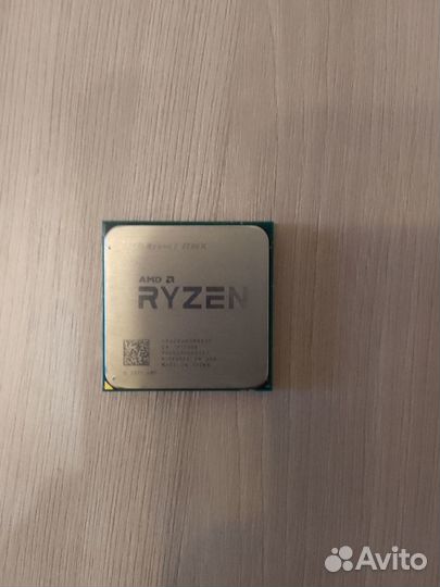 Продам процессор AMD Ryzen 7 2700x
