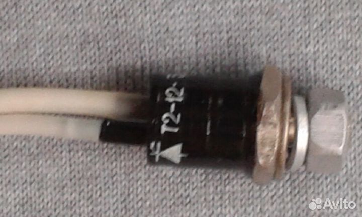 Тиристор Т2-12-3-542