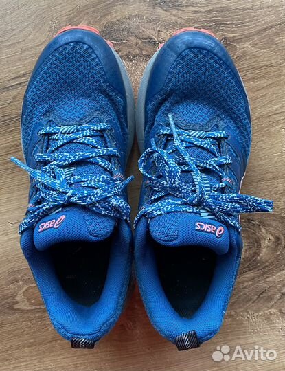 Кроссовки asics gel trabuco terra