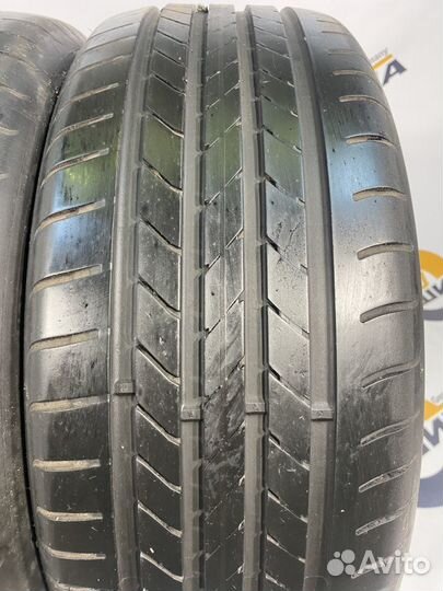 Goodyear EfficientGrip 235/45 R19 98V