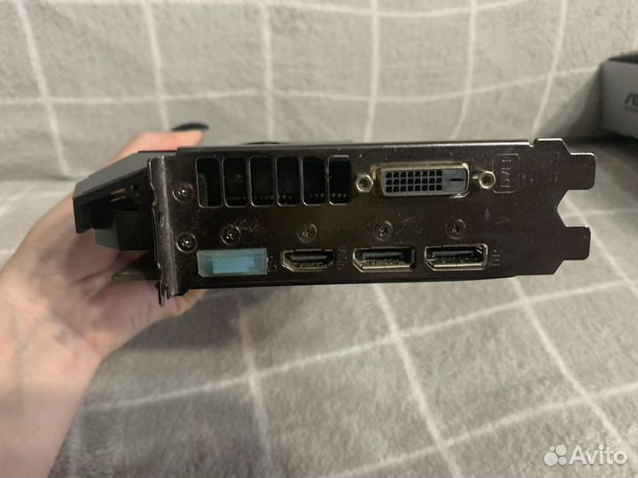 Видеокарта Asus Strix R9 Fury 4gb