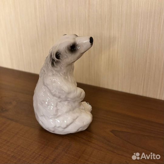 Статуэтка фарфор